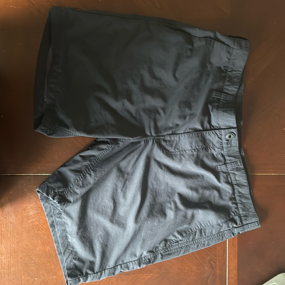 Hurley Dri-Fit black performance shorts